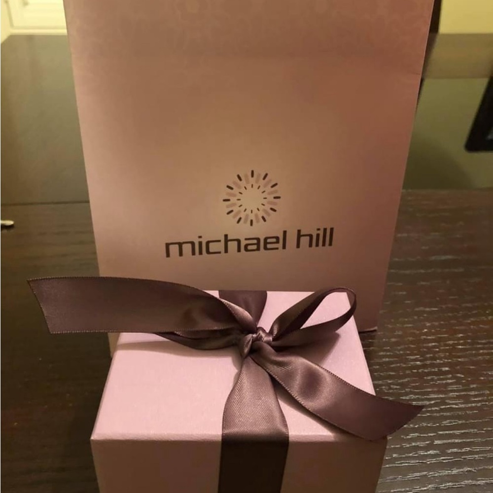 Michael Hill Necklace - Picture 3 of 3